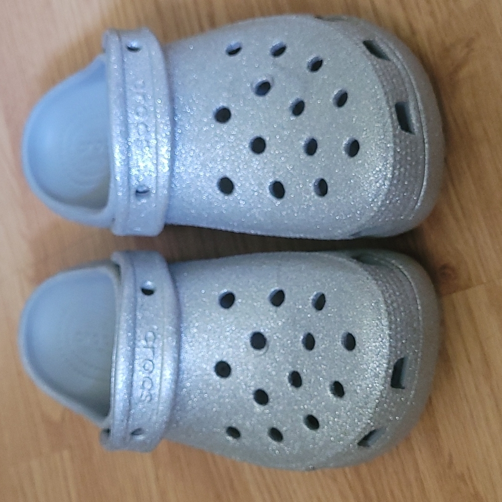 Platform crocs